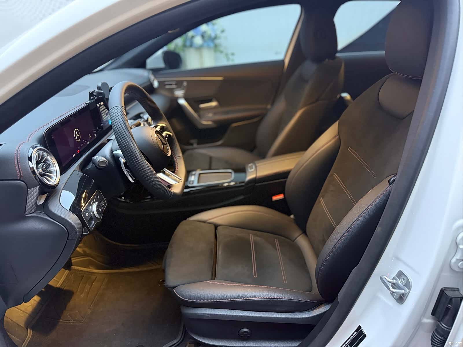 Mercedes-Benz A-Class, 2026 4