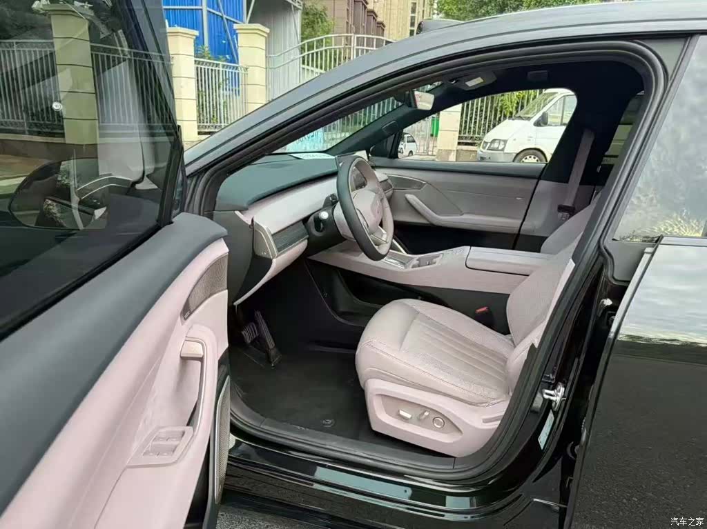 NIO L60, 2025 6