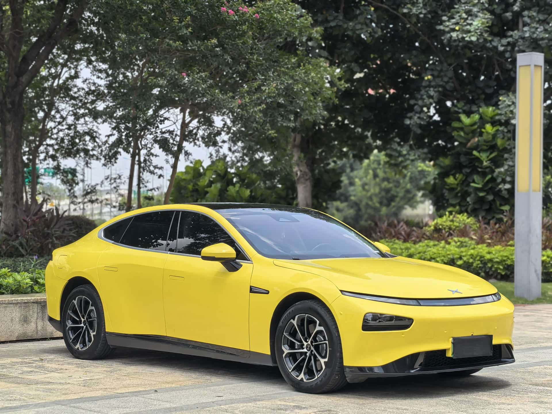 Xpeng P7, 2021 3