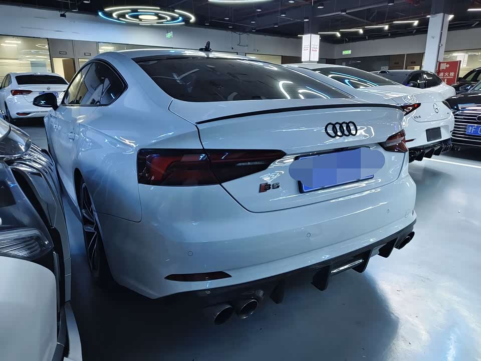 Audi S5