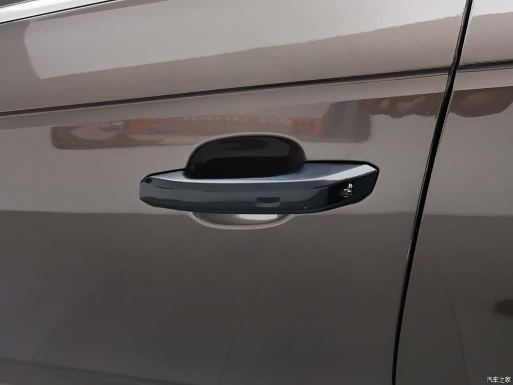 Audi A4L, 2019 16