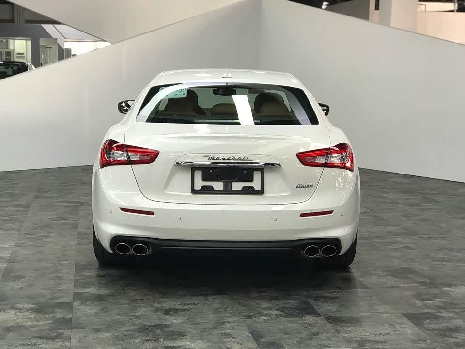 Maserati Ghibli
