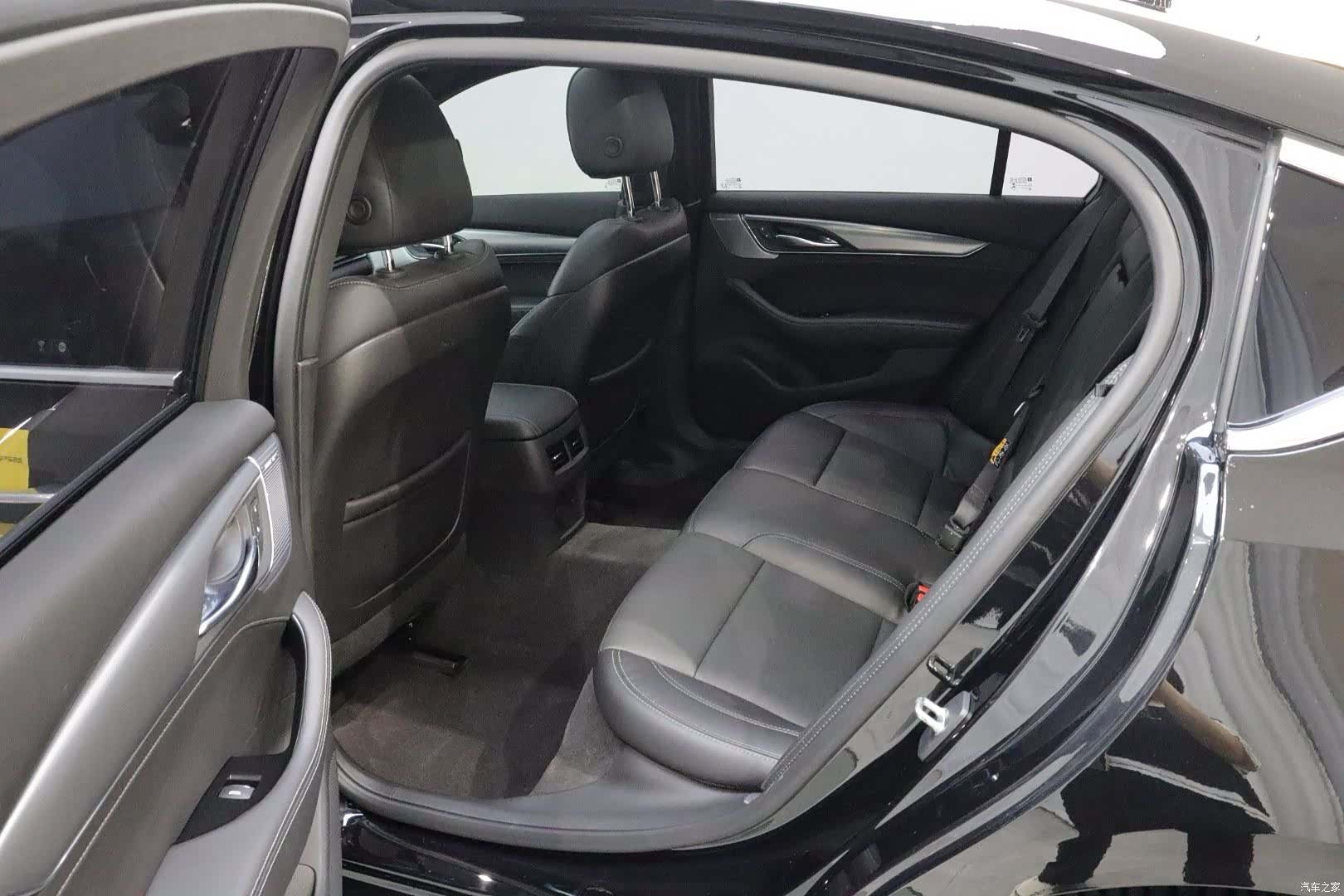 Cadillac CT5, 2023 12