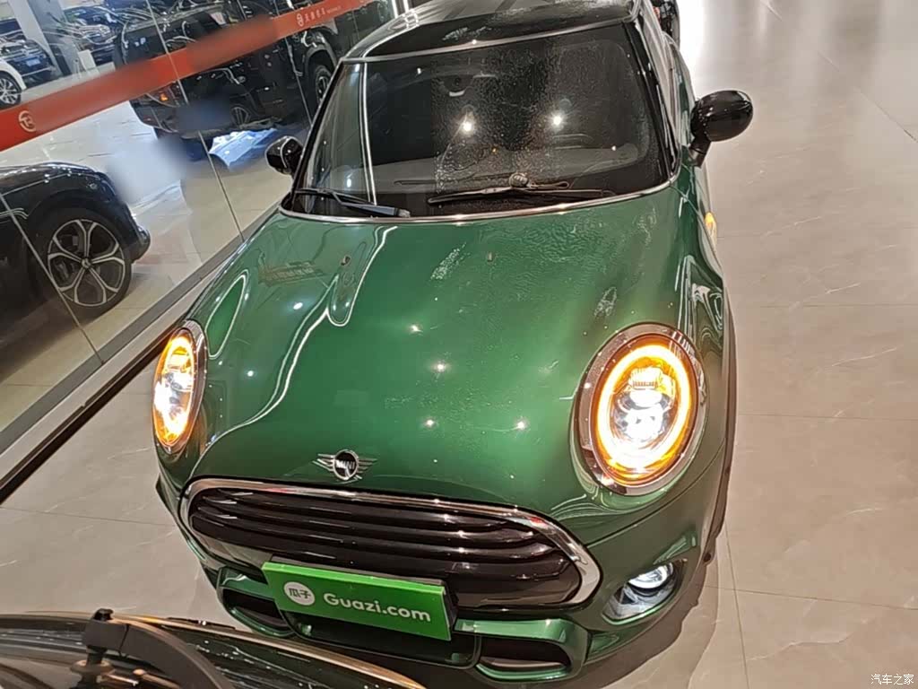Mini Cooper, 2021 3