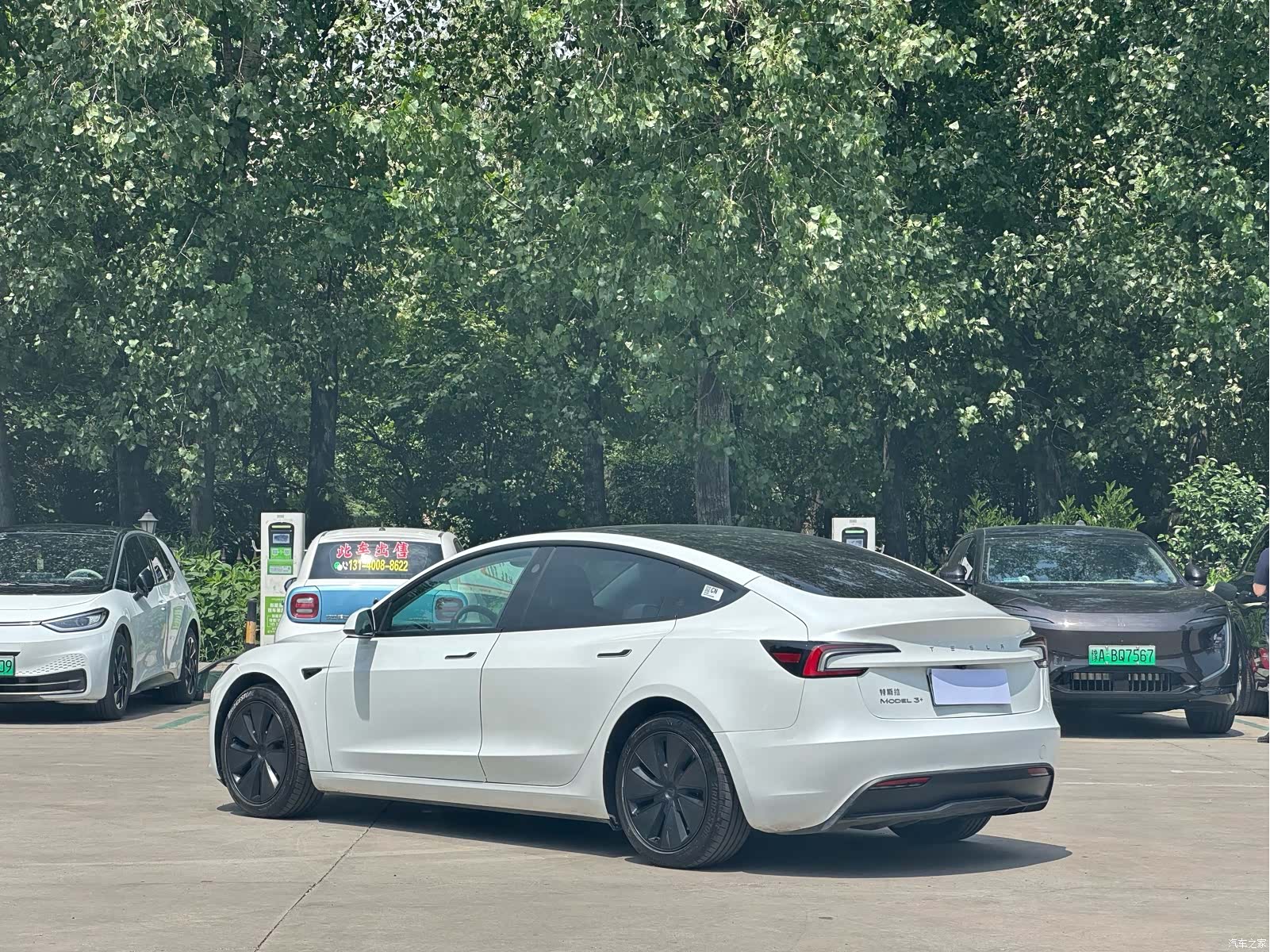 Tesla Model 3, 2025 9