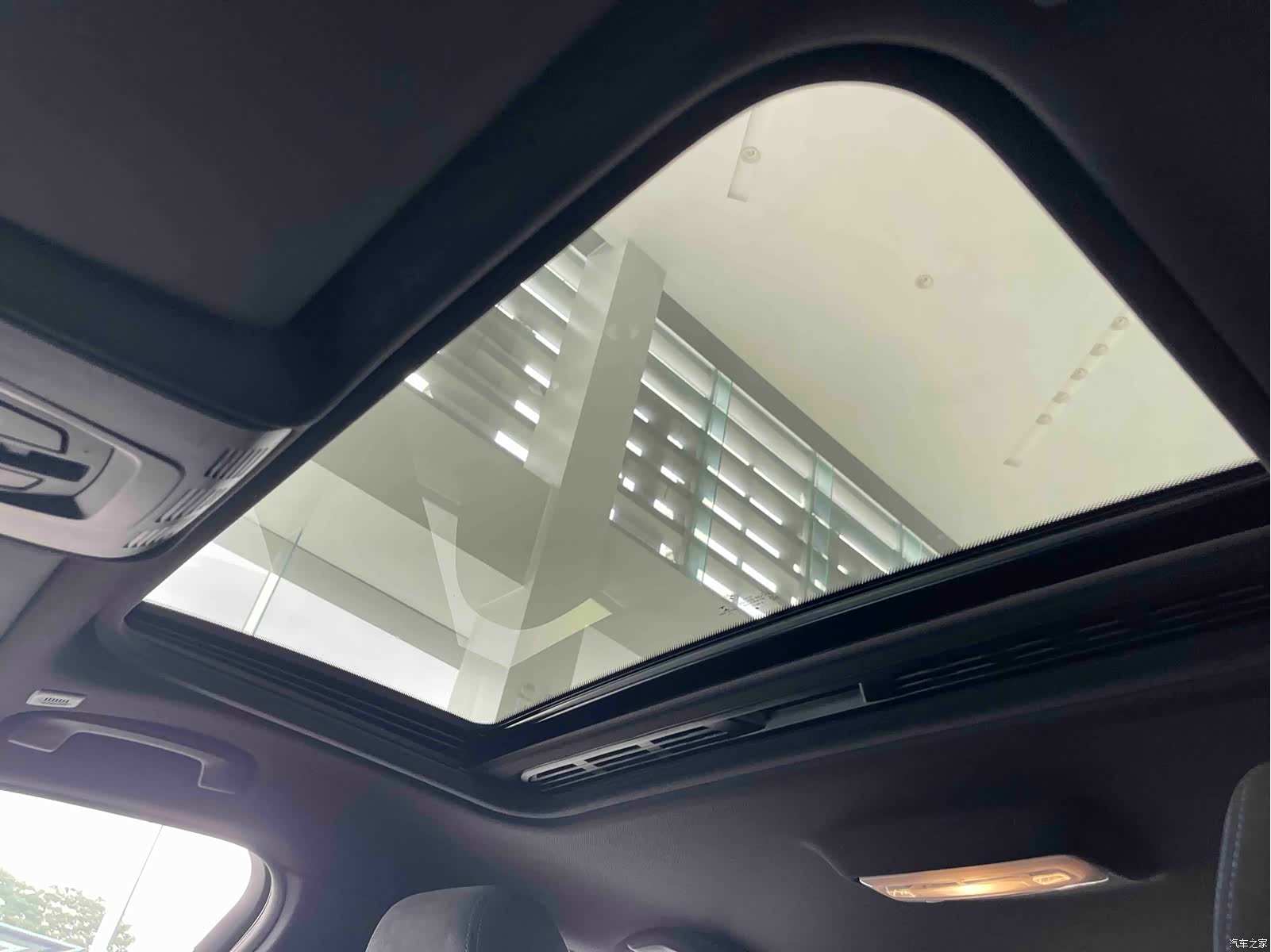 BMW 3 Series, 2018 14