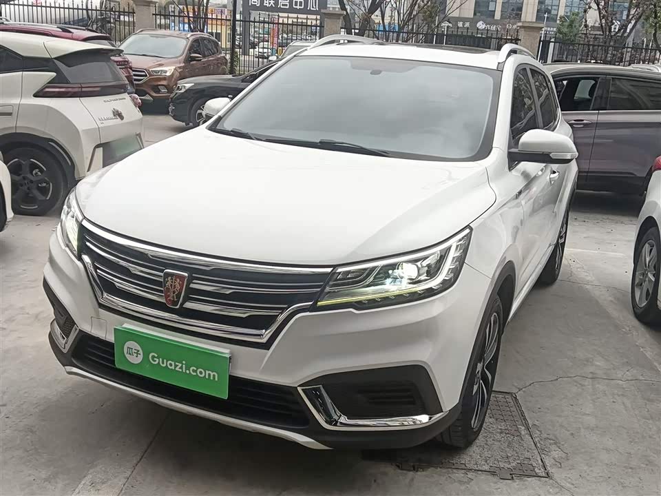 Roewe RX3