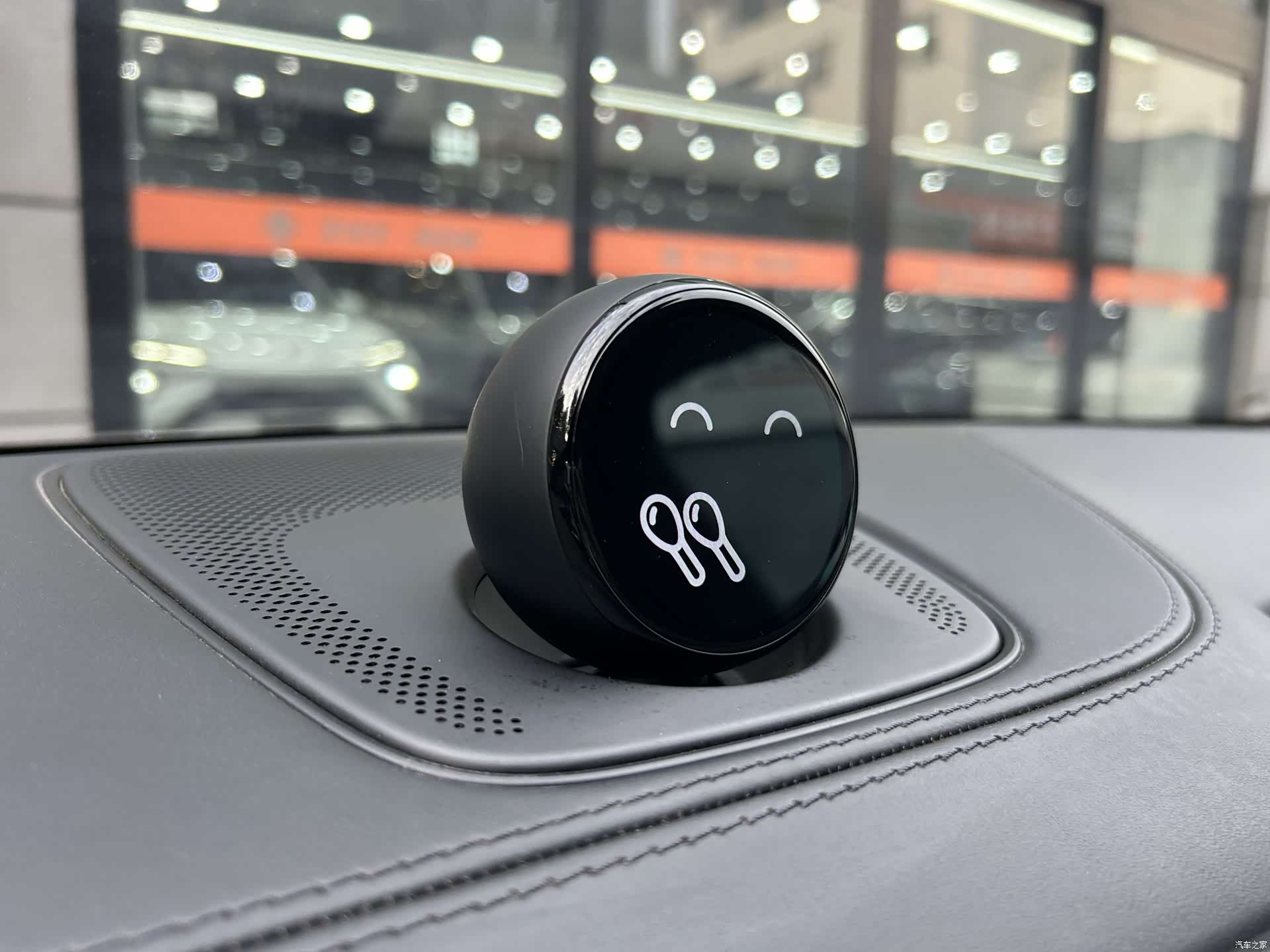 NIO ES8, 2021 12