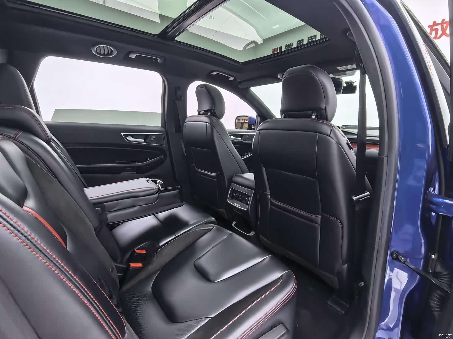 Ford Edge, 2021 10