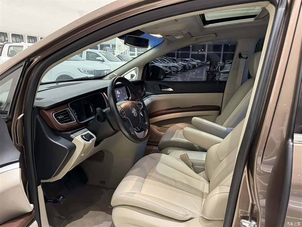 Buick GL8, 2020 12