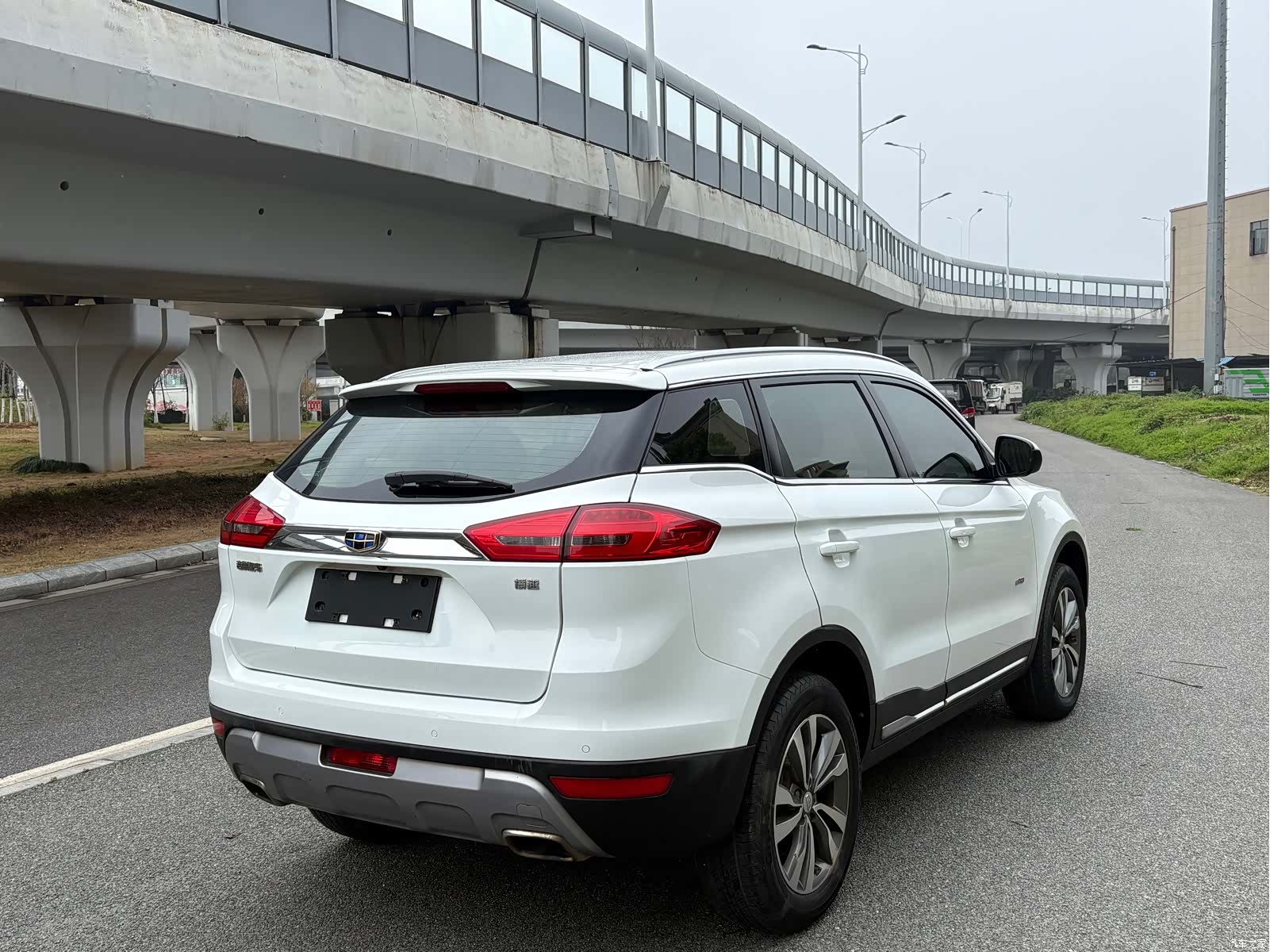 Geely Boyue, 2017 7