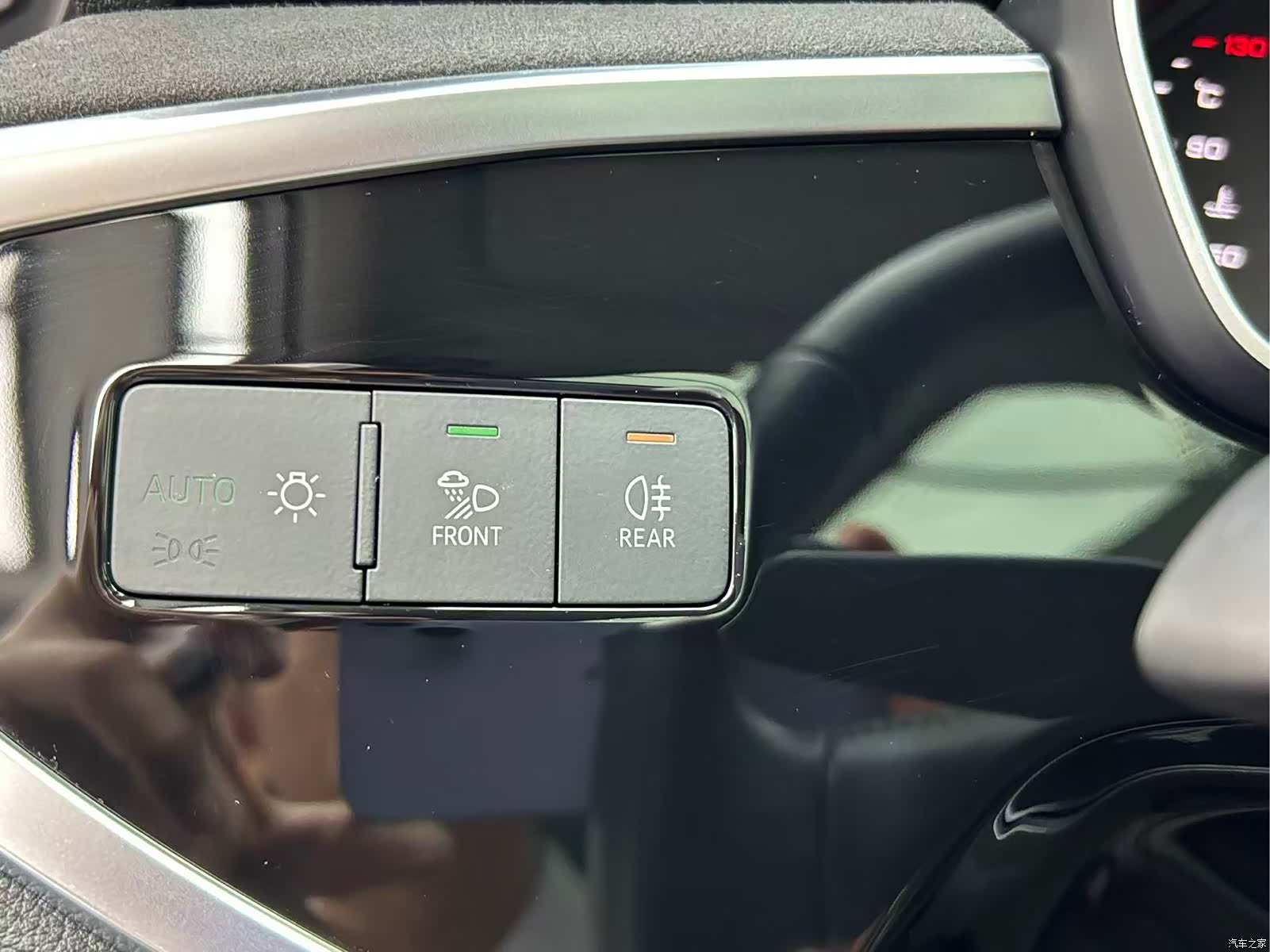 Audi Q3, 2022 12