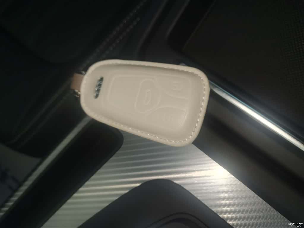 Audi Q5L, 2020 9