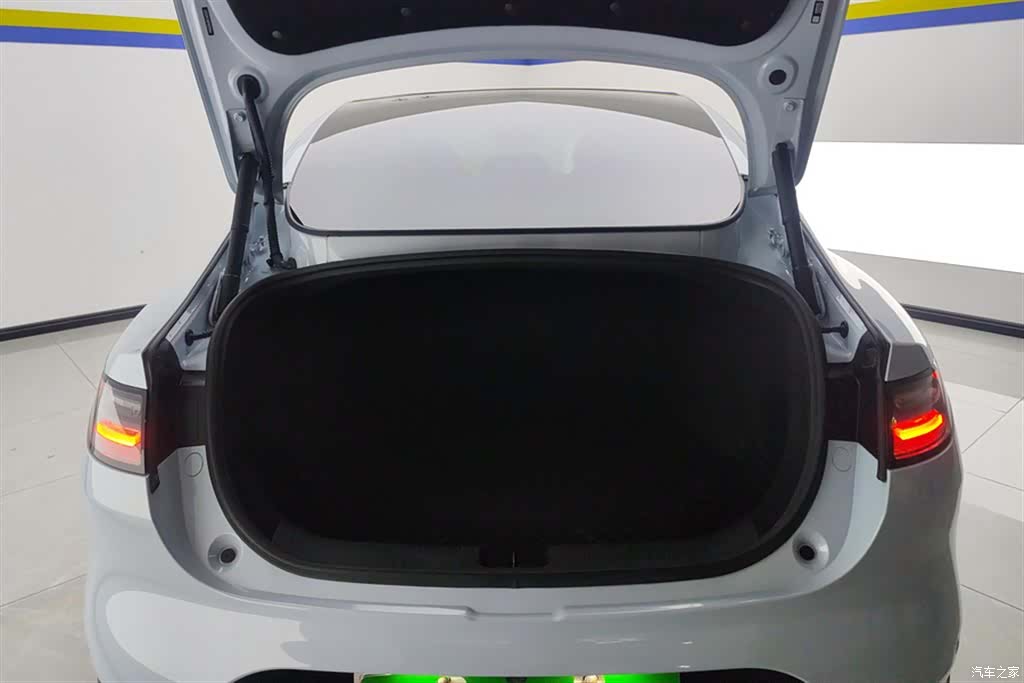Leapmotor C01, 2024 4