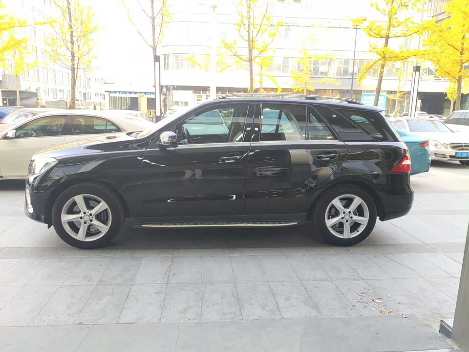 Mercedes-Benz M class