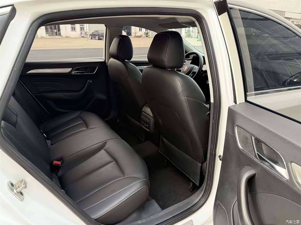 Roewe i6, 2018 12
