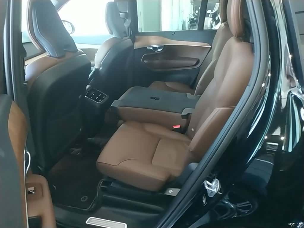 Volvo XC90, 2024 17