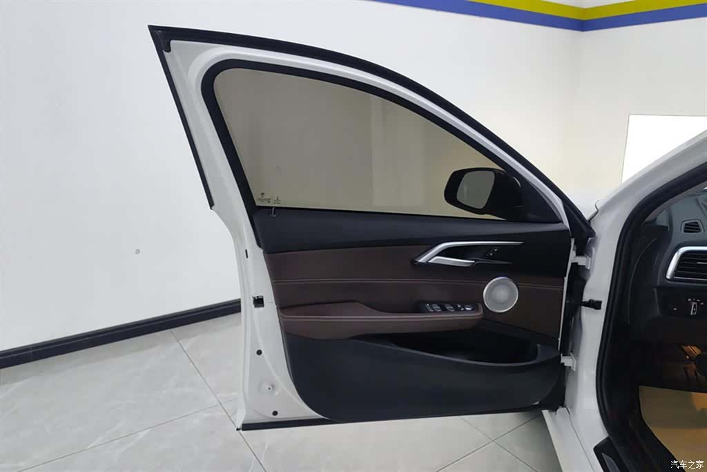 BMW 1 Series, 2021 7