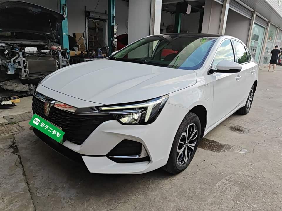 Roewe i6 MAX Roewe i6 MAX