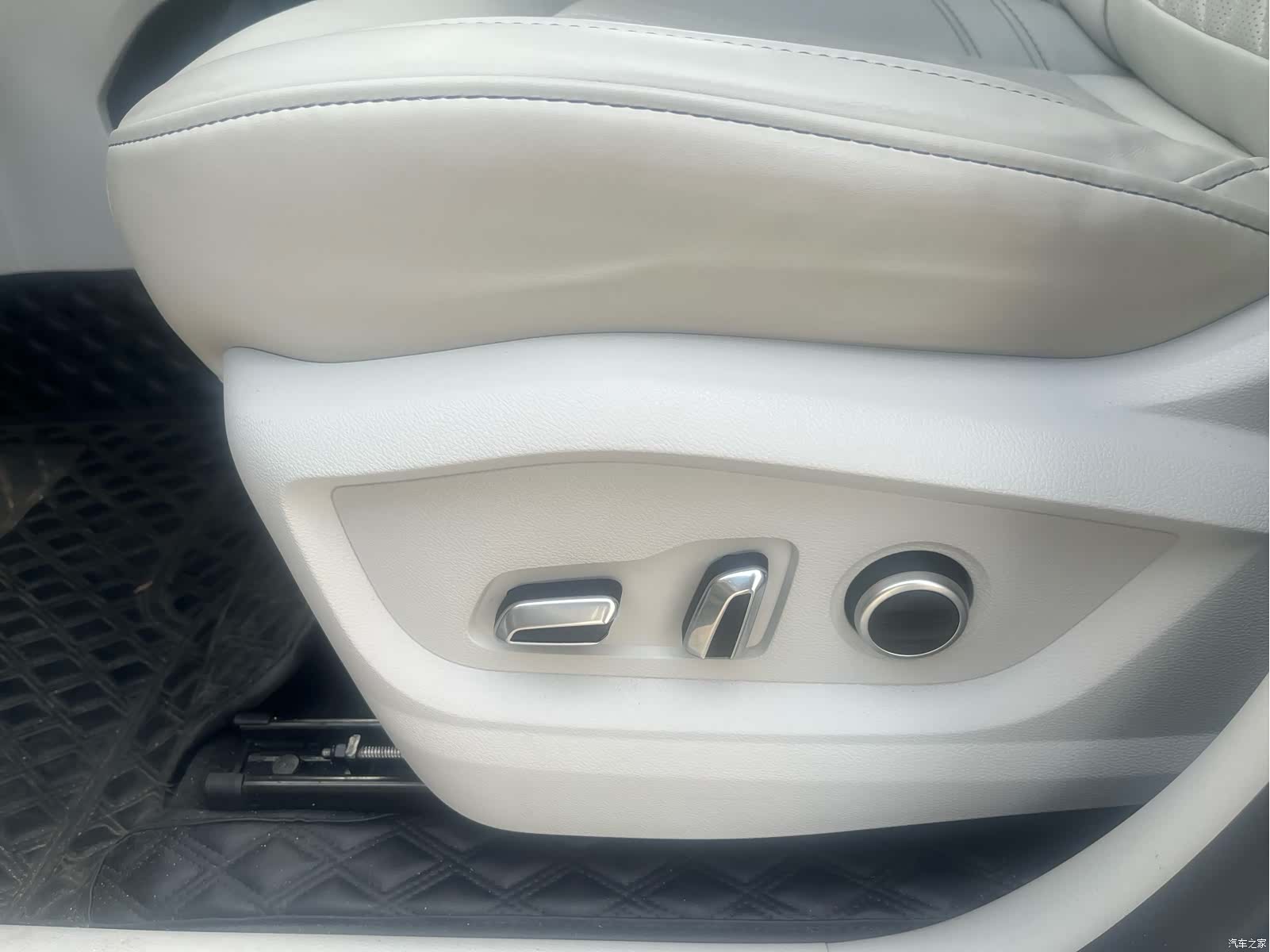 Chery Tiggo 8, 2023 14