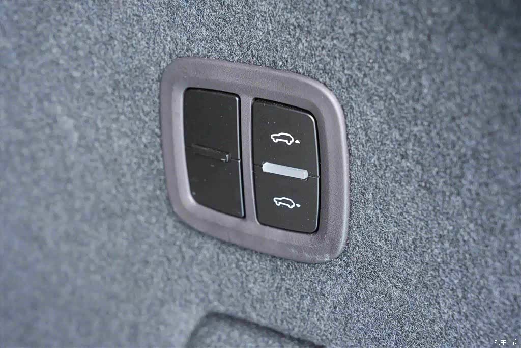Porsche Cayenne, 2024 25