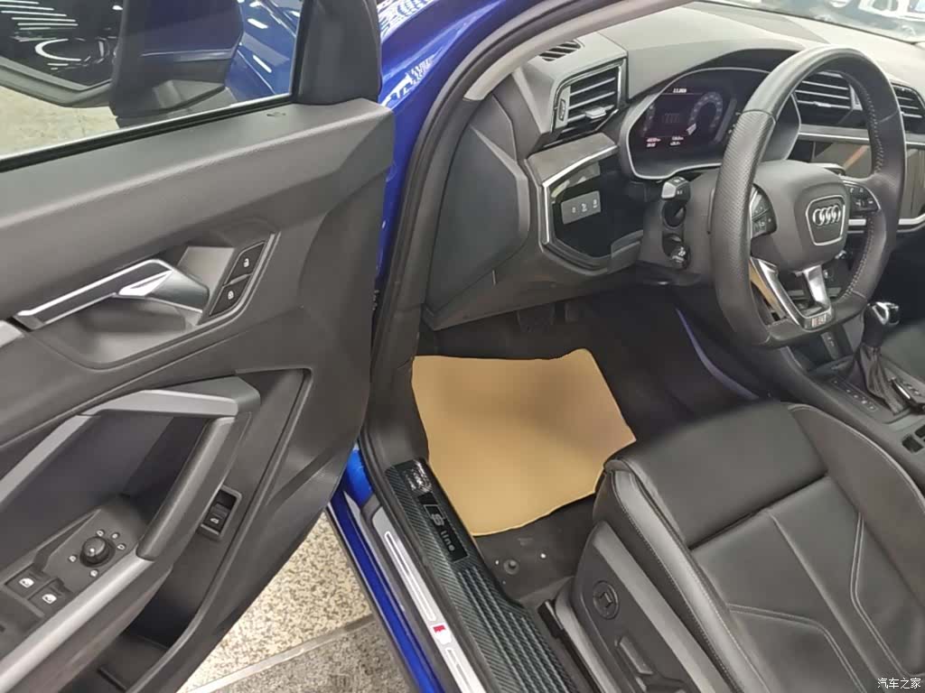 Audi Q3, 2021 16