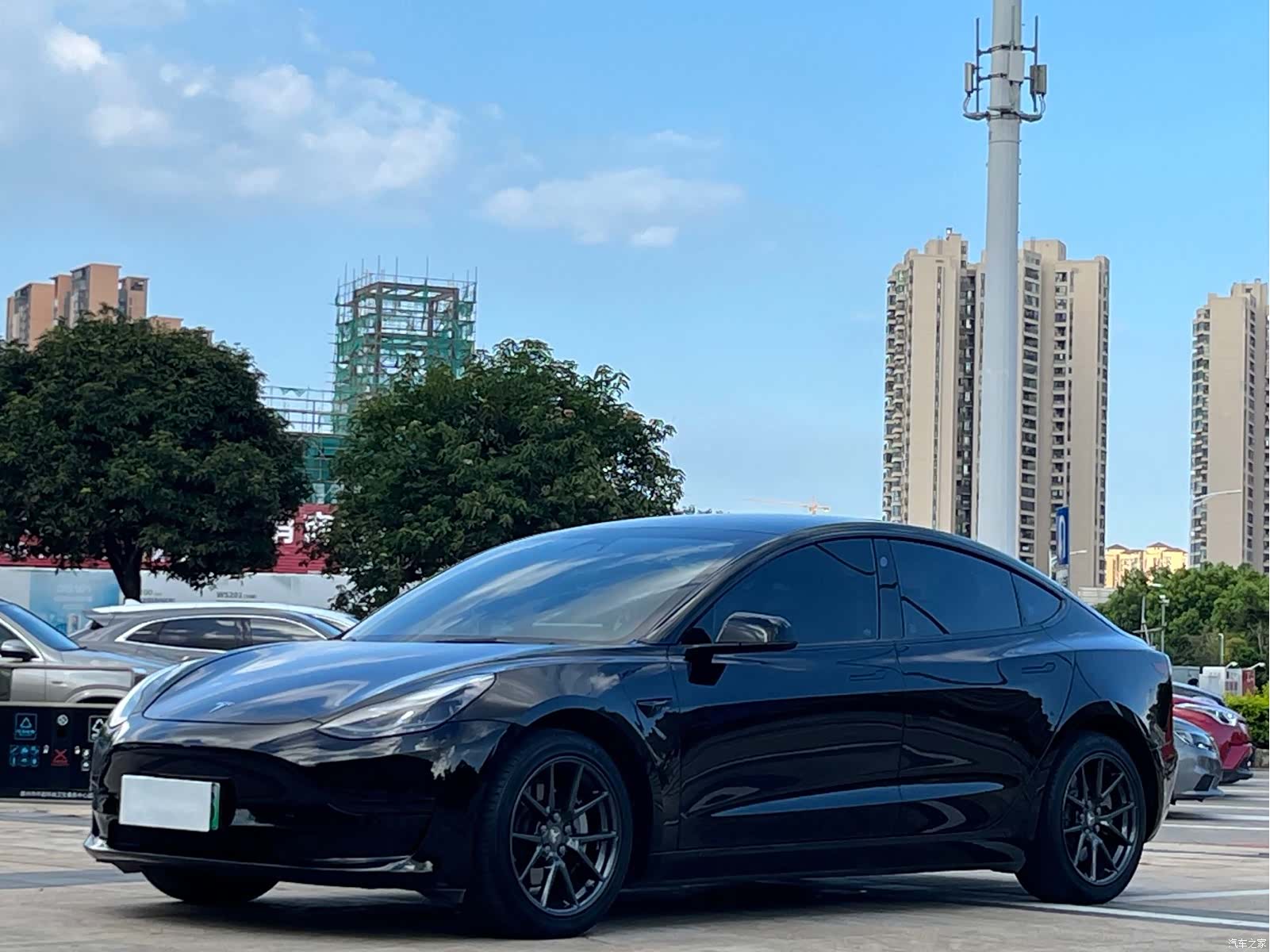 Tesla Model 3, 2023 1