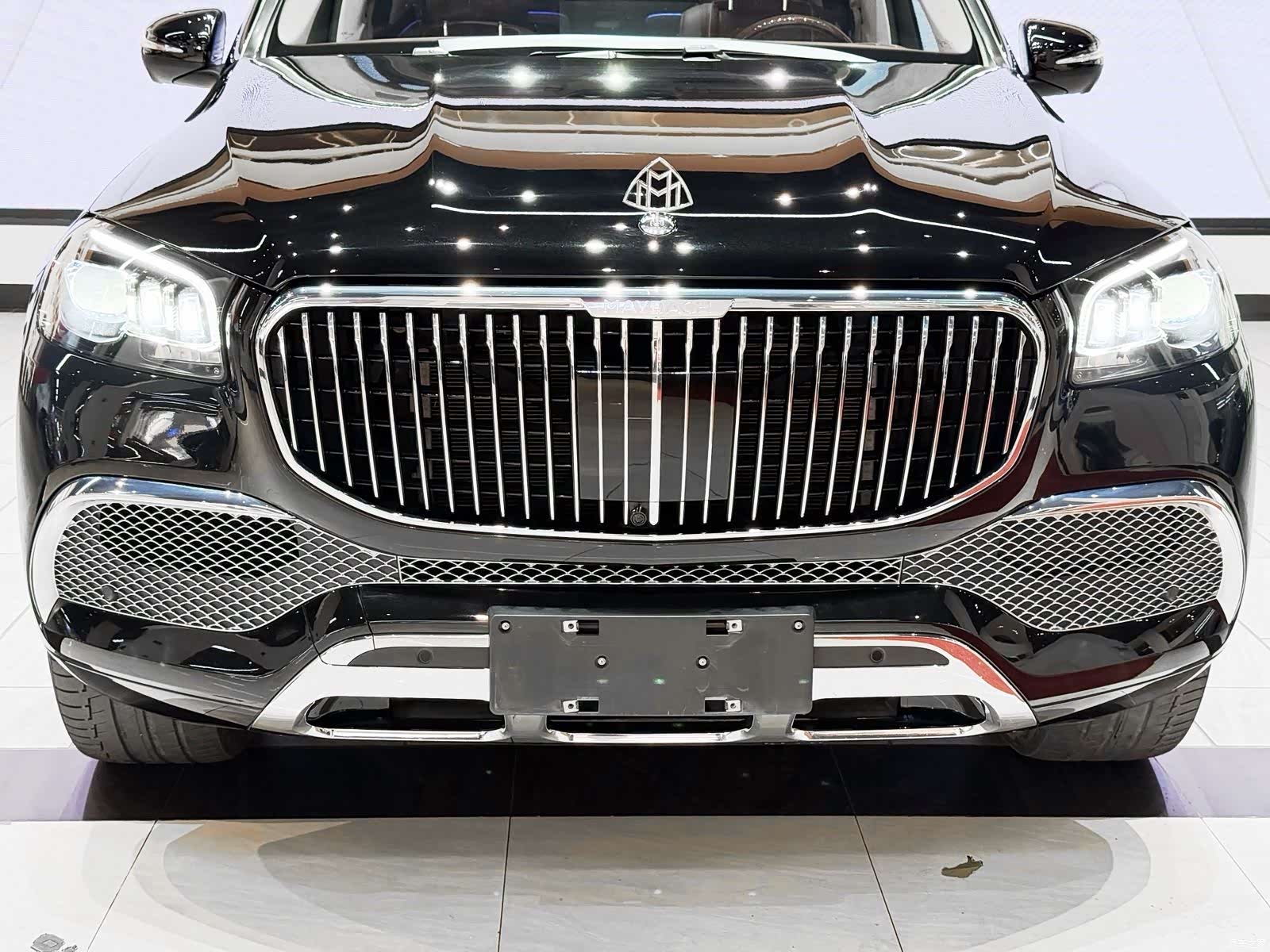Maybach GLS, 2021 11