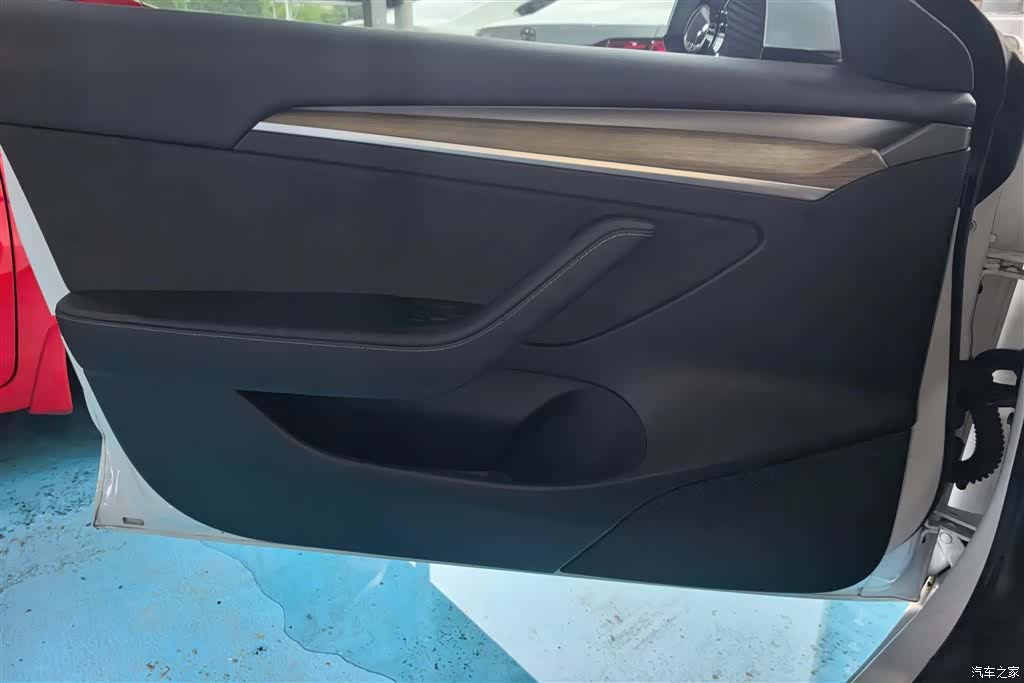 Tesla Model 3, 2022 7