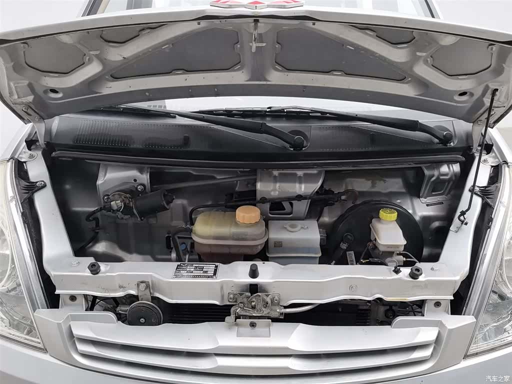 Wuling S, 2019 6