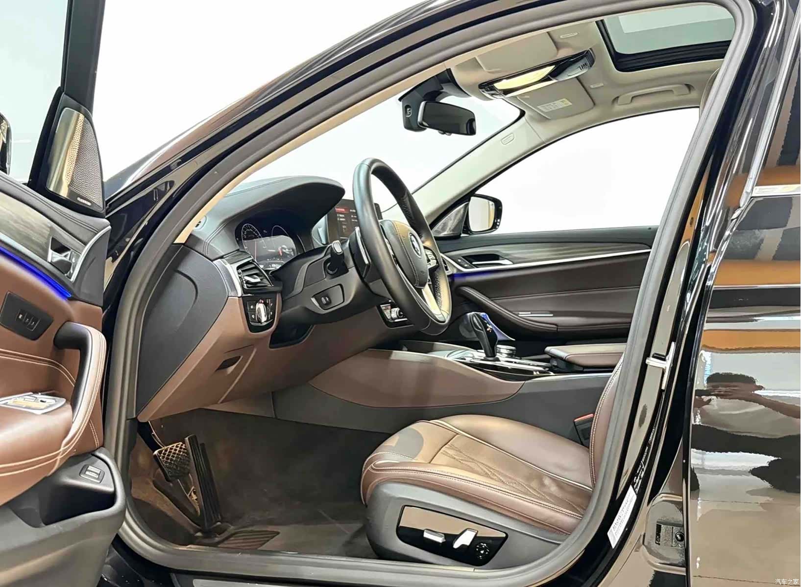 BMW 5 Series, 2018 все фото
