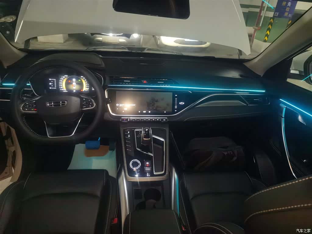 Geely Boyue, 2020 все фото