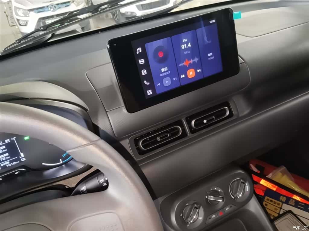 Wuling Hongguang, 2026 13