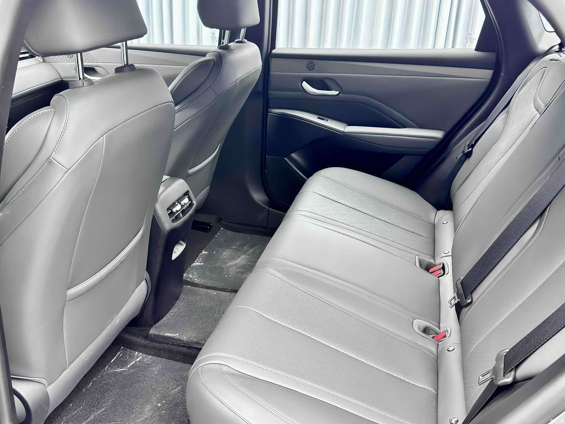 BYD Qin, 2026 12