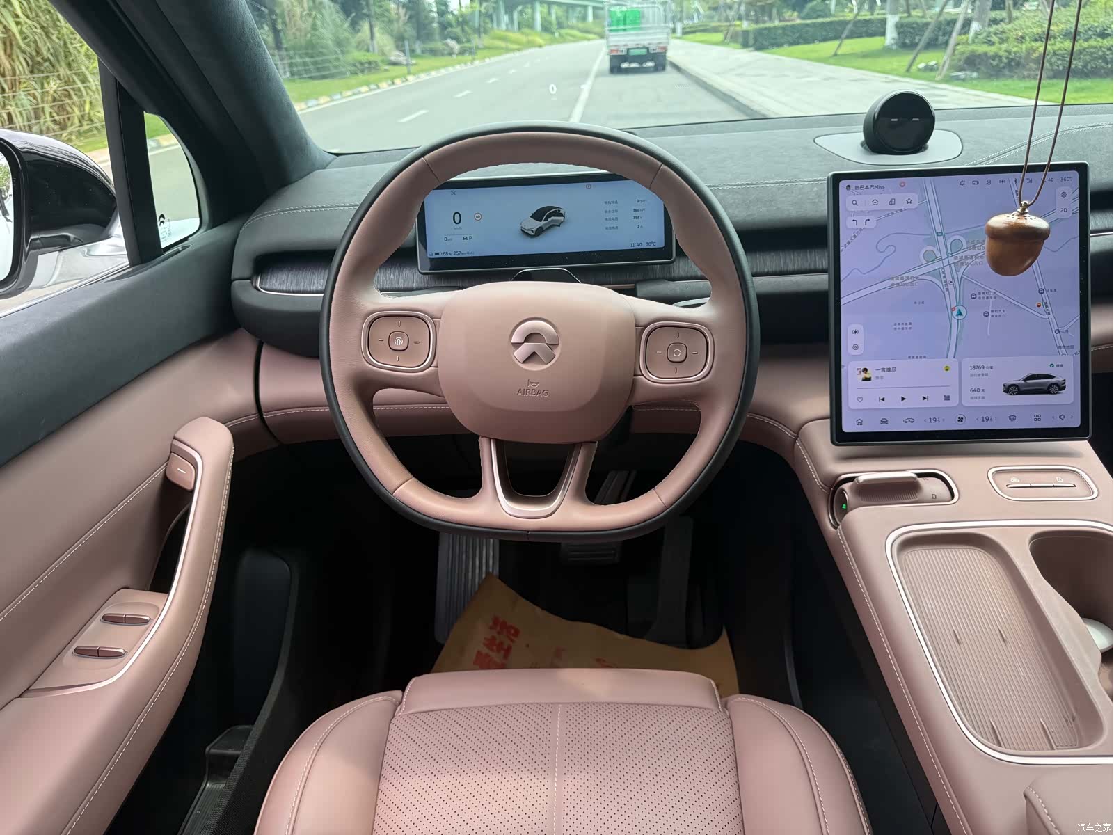 NIO EC6, 2024 9
