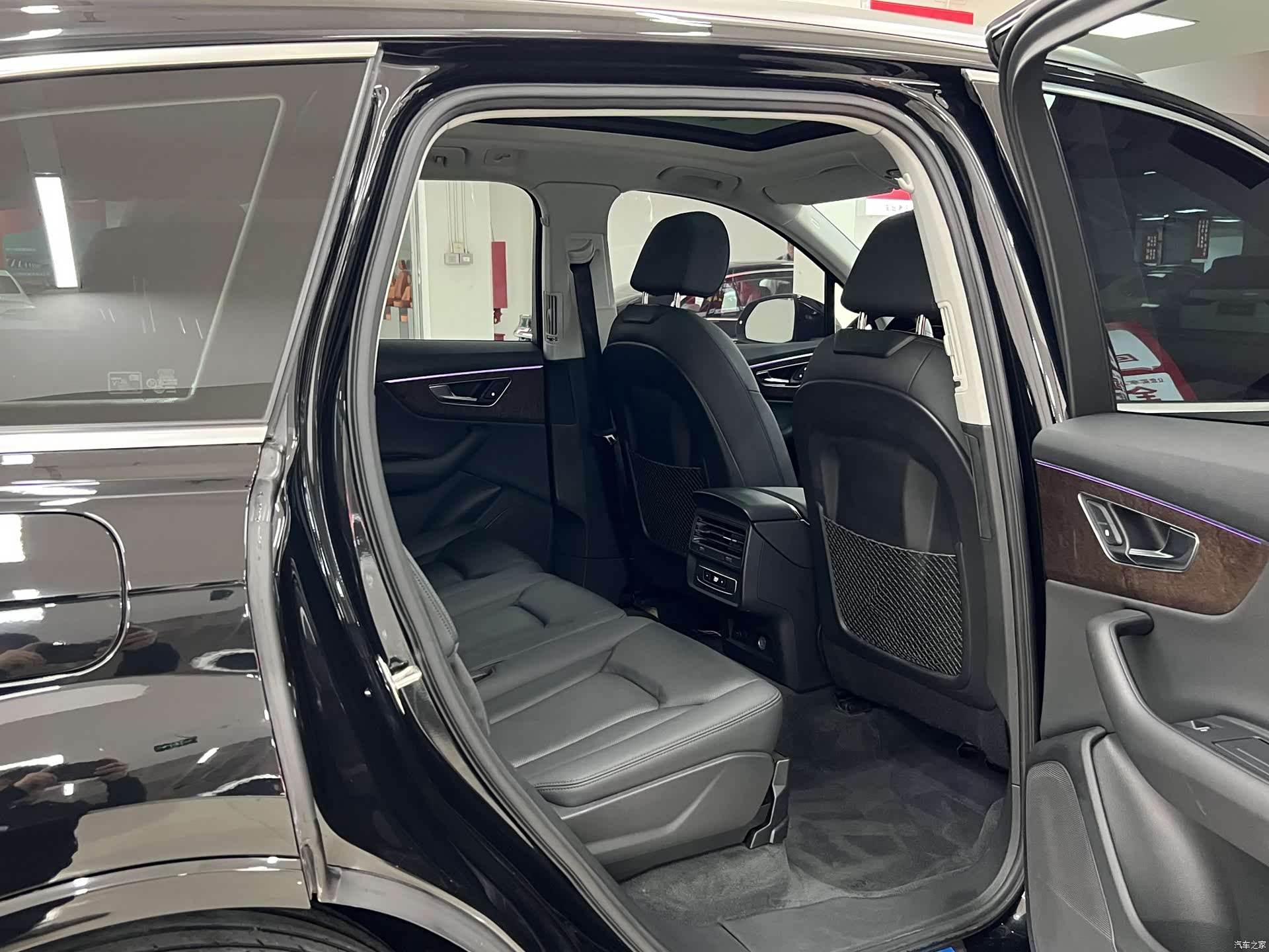 Audi Q7, 2022 12