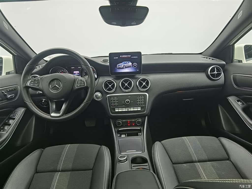 Mercedes-Benz A-Class, 2018 все фото