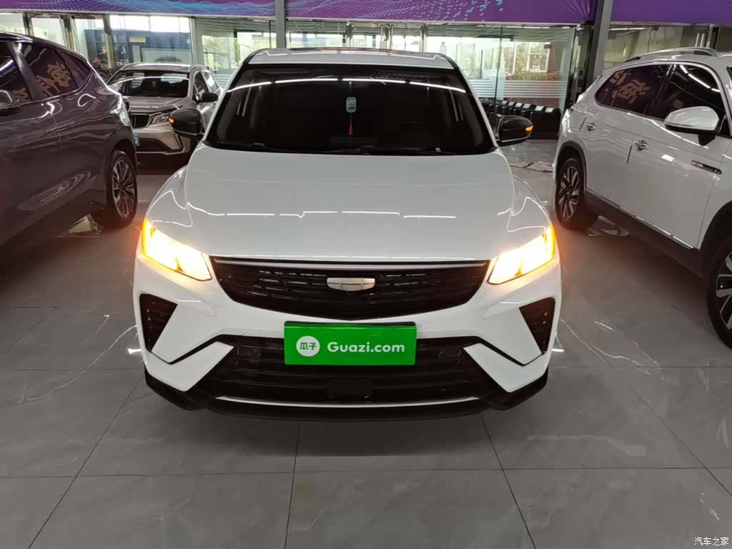 Geely Coolray, 2025 3