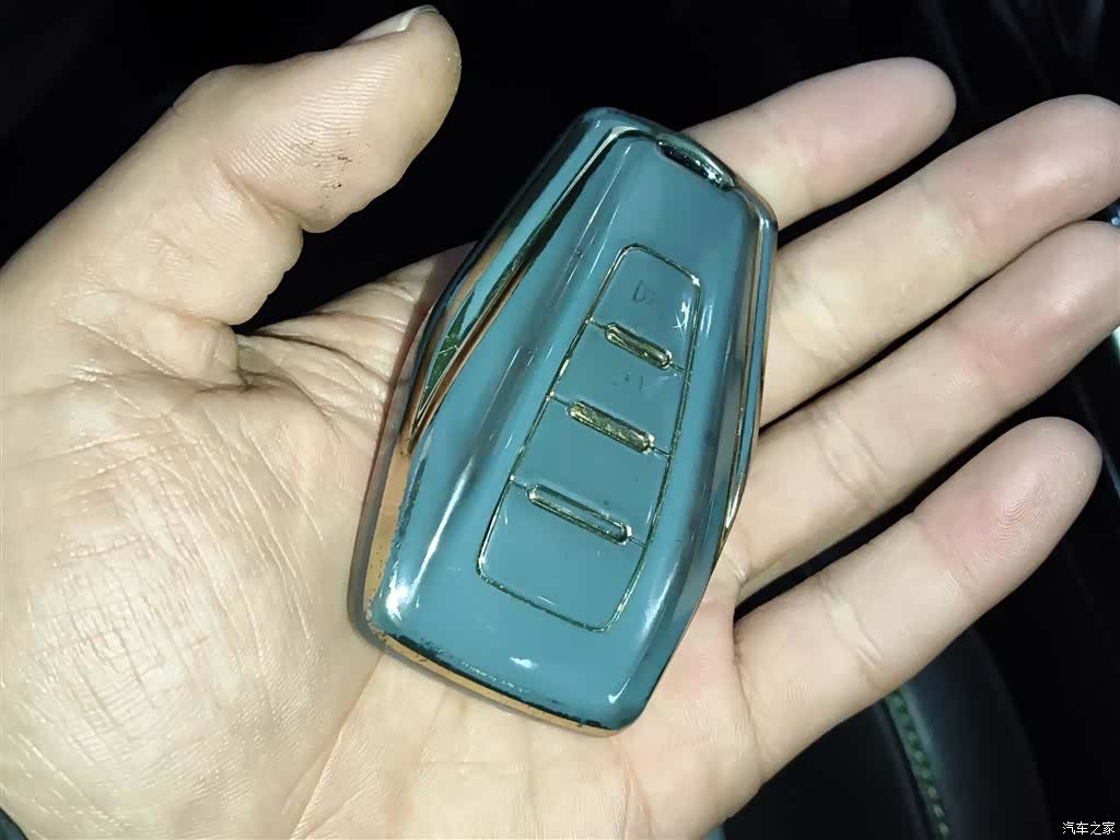 Geely Coolray, 2023 17