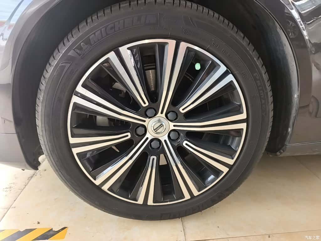 Volvo S90, 2021 23