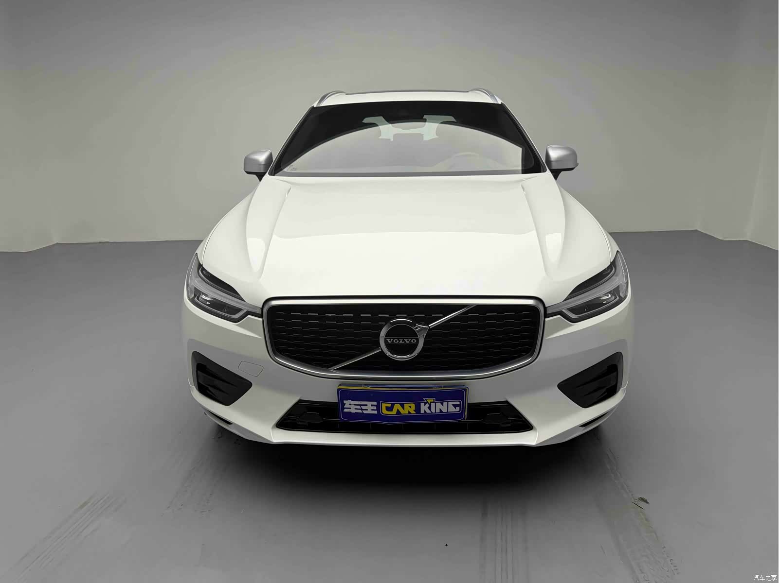Volvo XC60, 2018 все фото