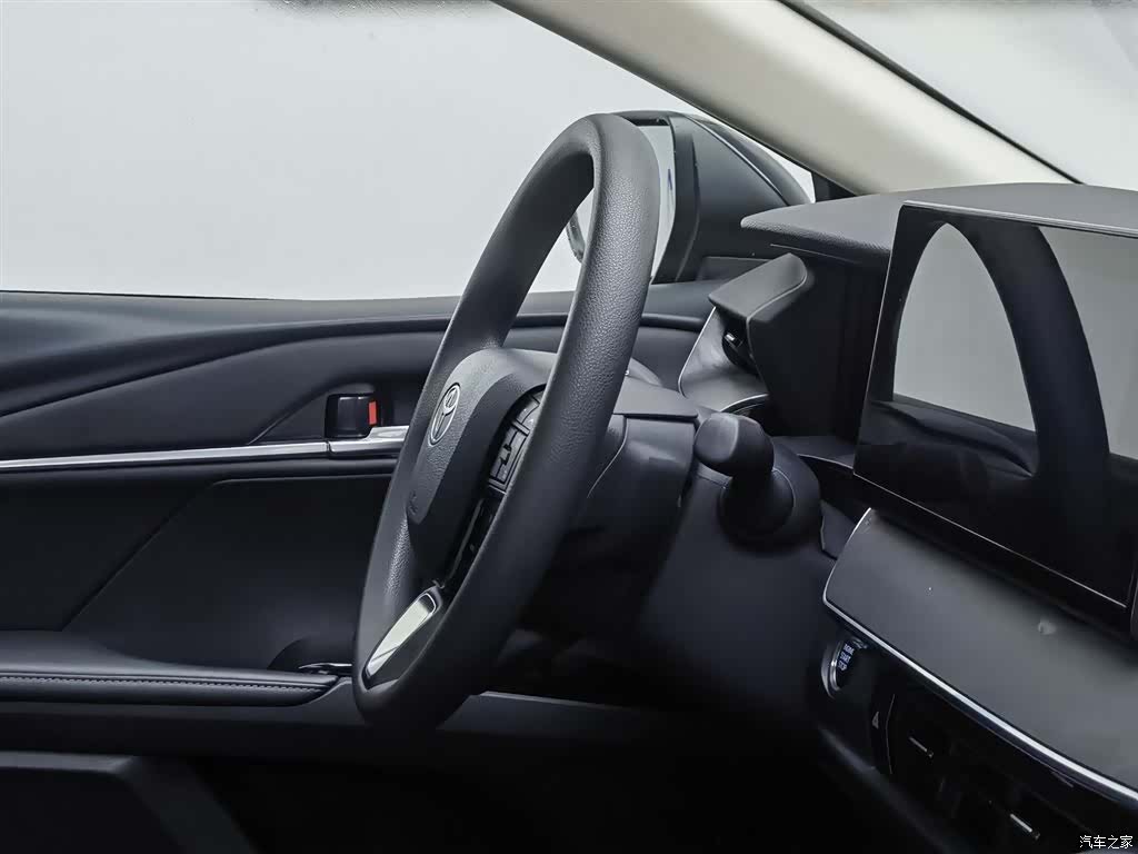 Toyota Camry, 2025 22