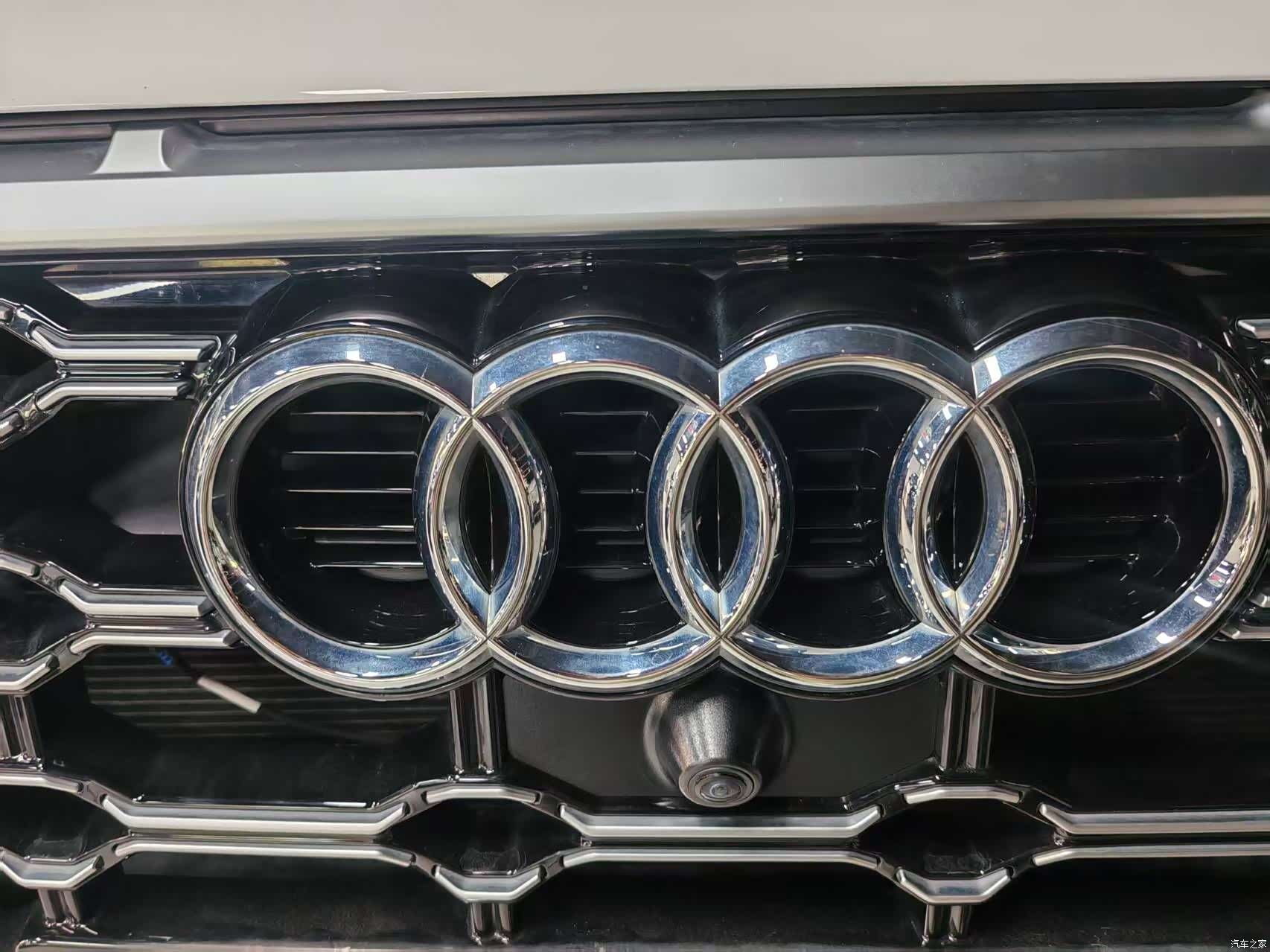 Audi Q2L, 2022 26