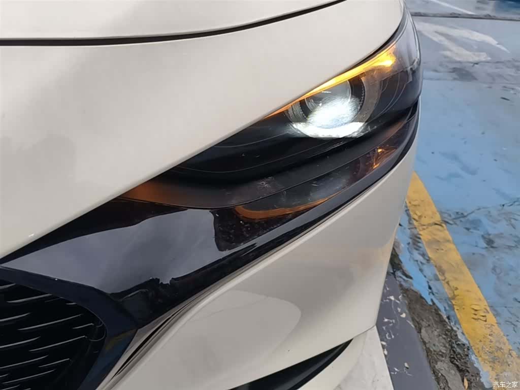 Mazda Mazda3, 2021 24