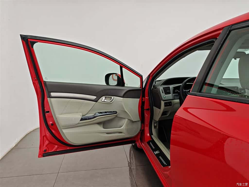Honda Civic, 2013 8