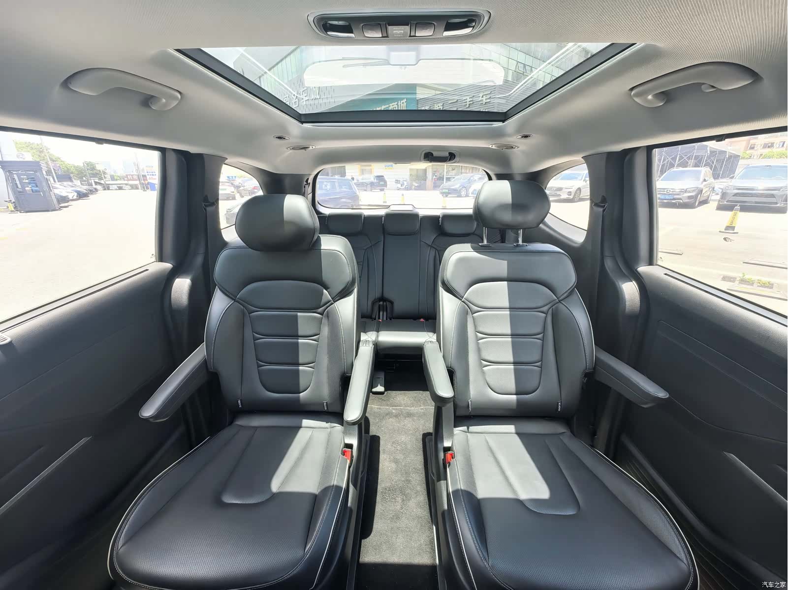 Hyundai Custo, 2023 20