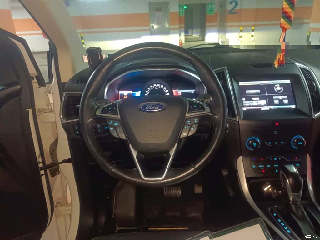 Ford Edge, 2016 3