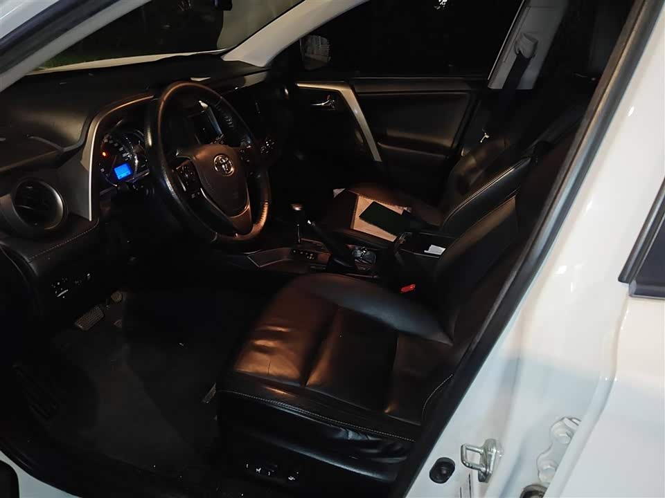 Toyota RAV4 Rongfang