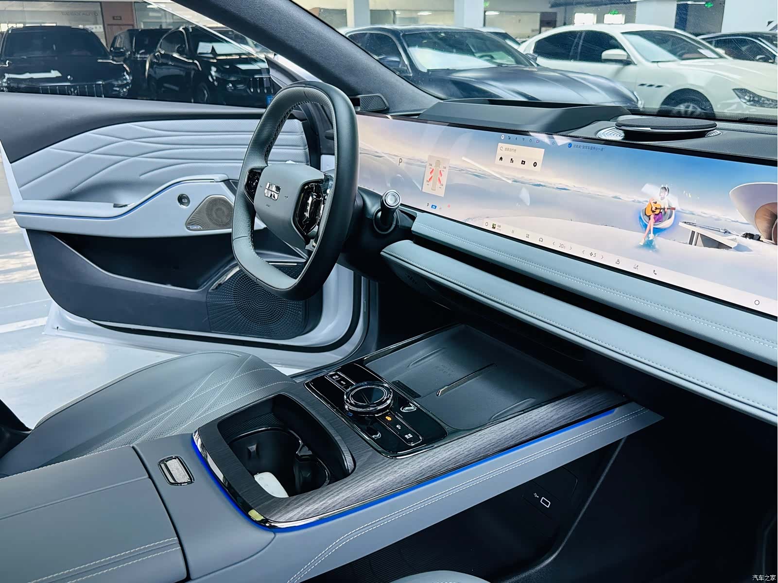 Geely E8, 2025 7