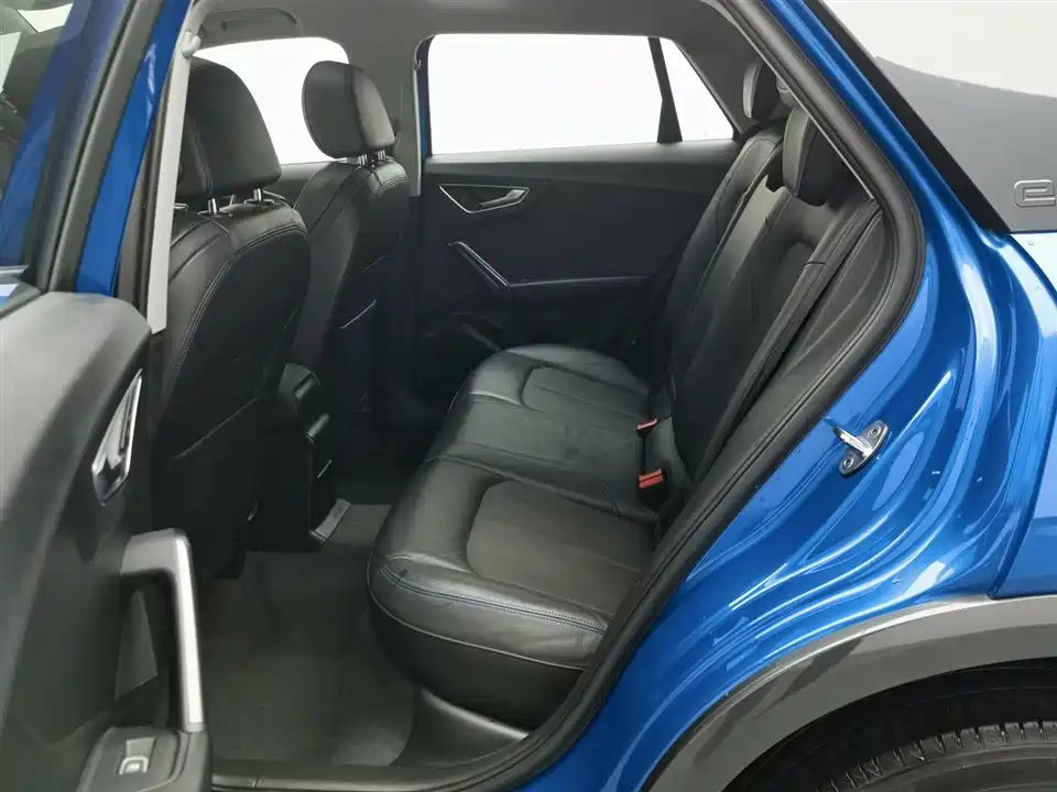 Audi Q2L Audi Q2L
